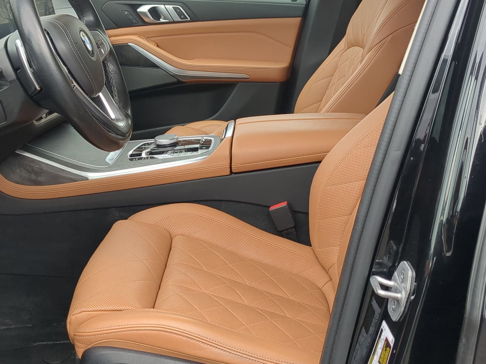 Used 2023 BMW X7 xDrive40i w/ Premium Package image 22