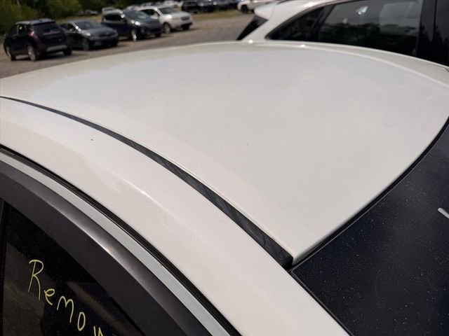 Used 2018 Toyota Corolla SE w/ Carpet Mat Package (TMS) FWD image 15