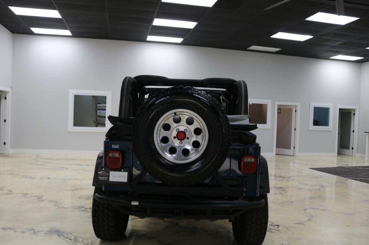 Used 2004 Jeep Wrangler Rubicon AWD/4WD image 96