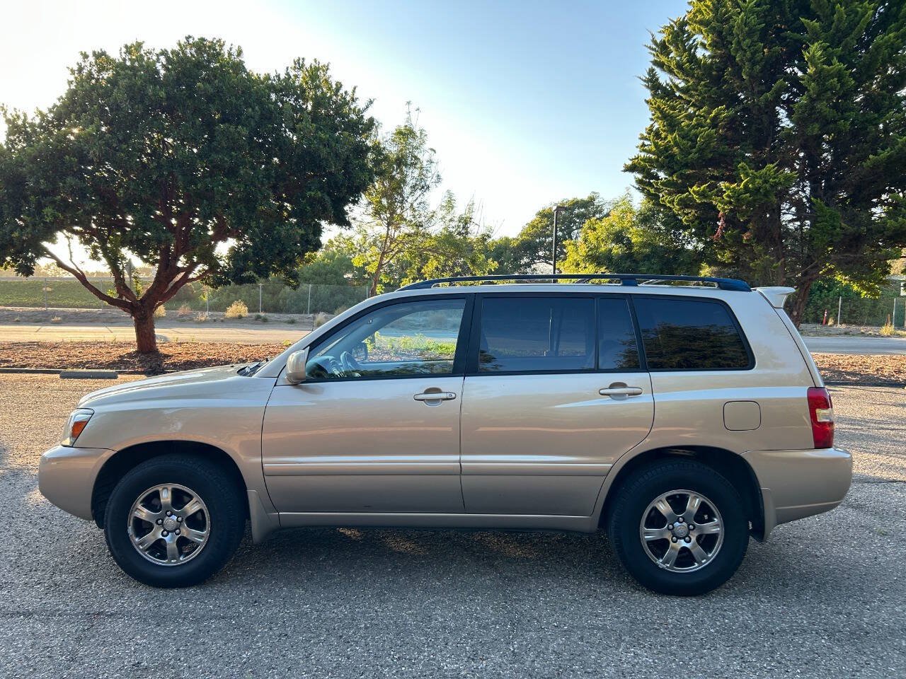 Used 2004 Toyota Highlander 4WD V6 w/ Preferred Pkg image 22