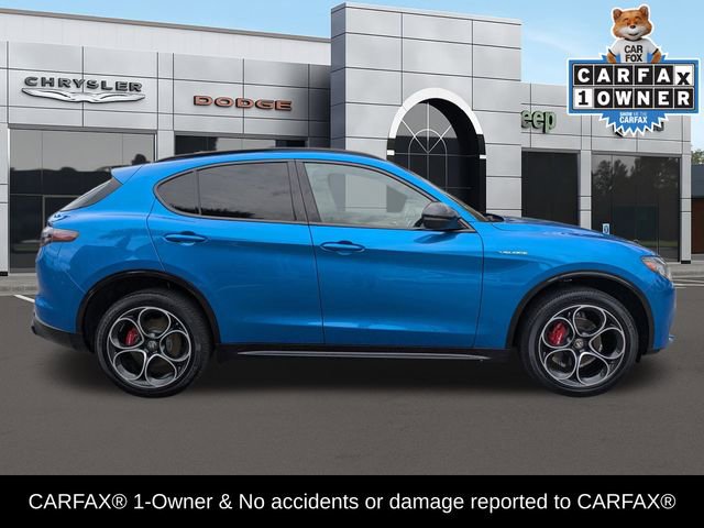 Used 2024 Alfa Romeo Stelvio Veloce image 2