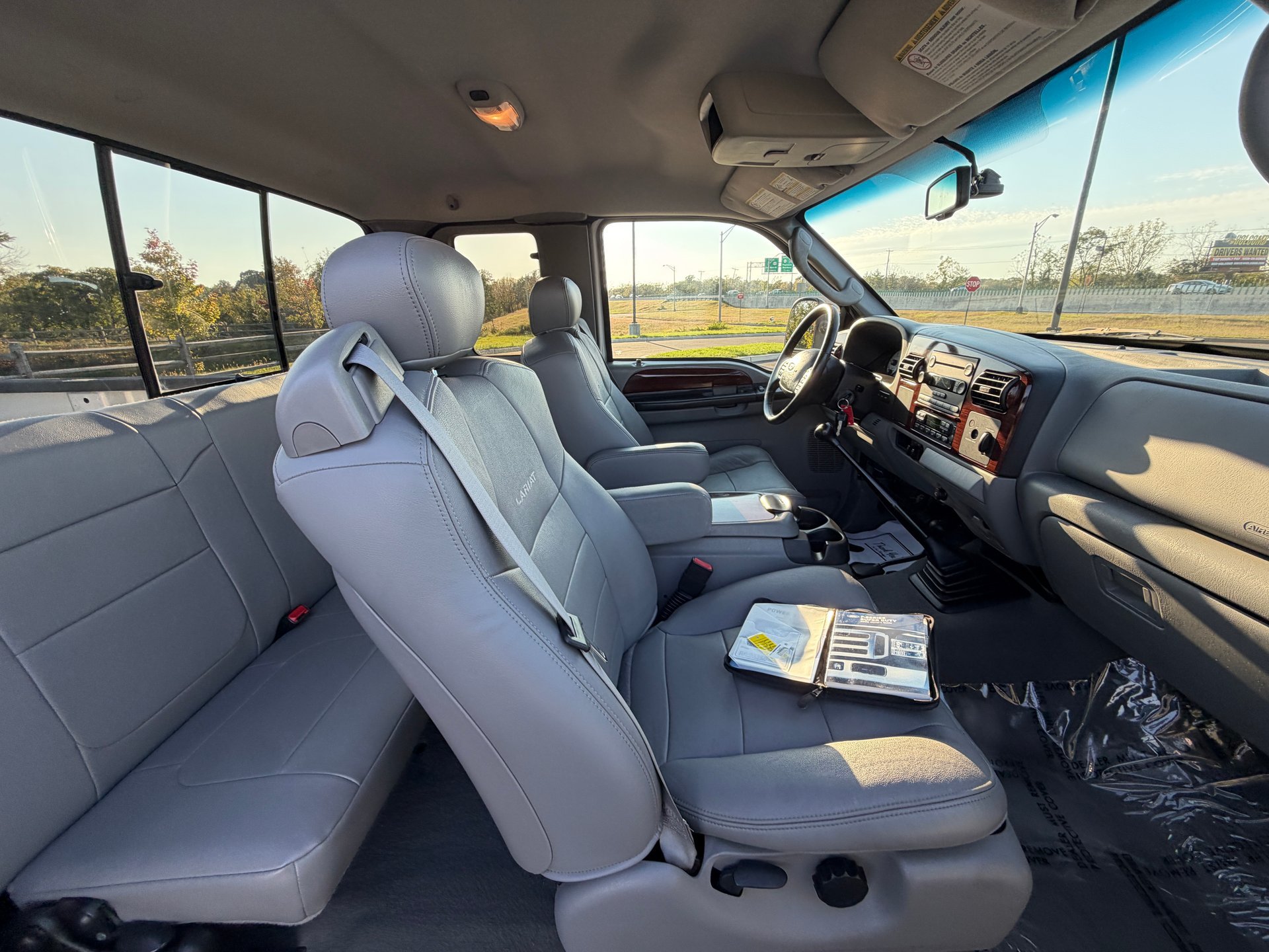 Used 2006 Ford F350 XL AWD/4WD image 15