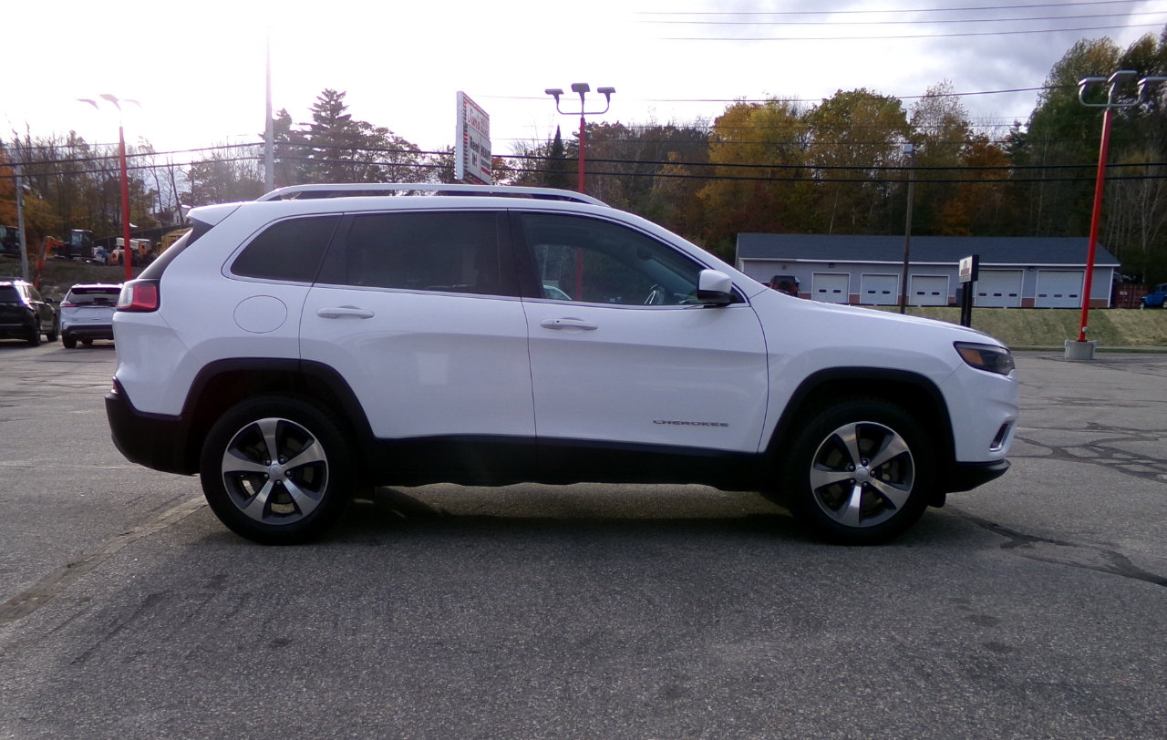Used 2020 Jeep Cherokee Limited image 7