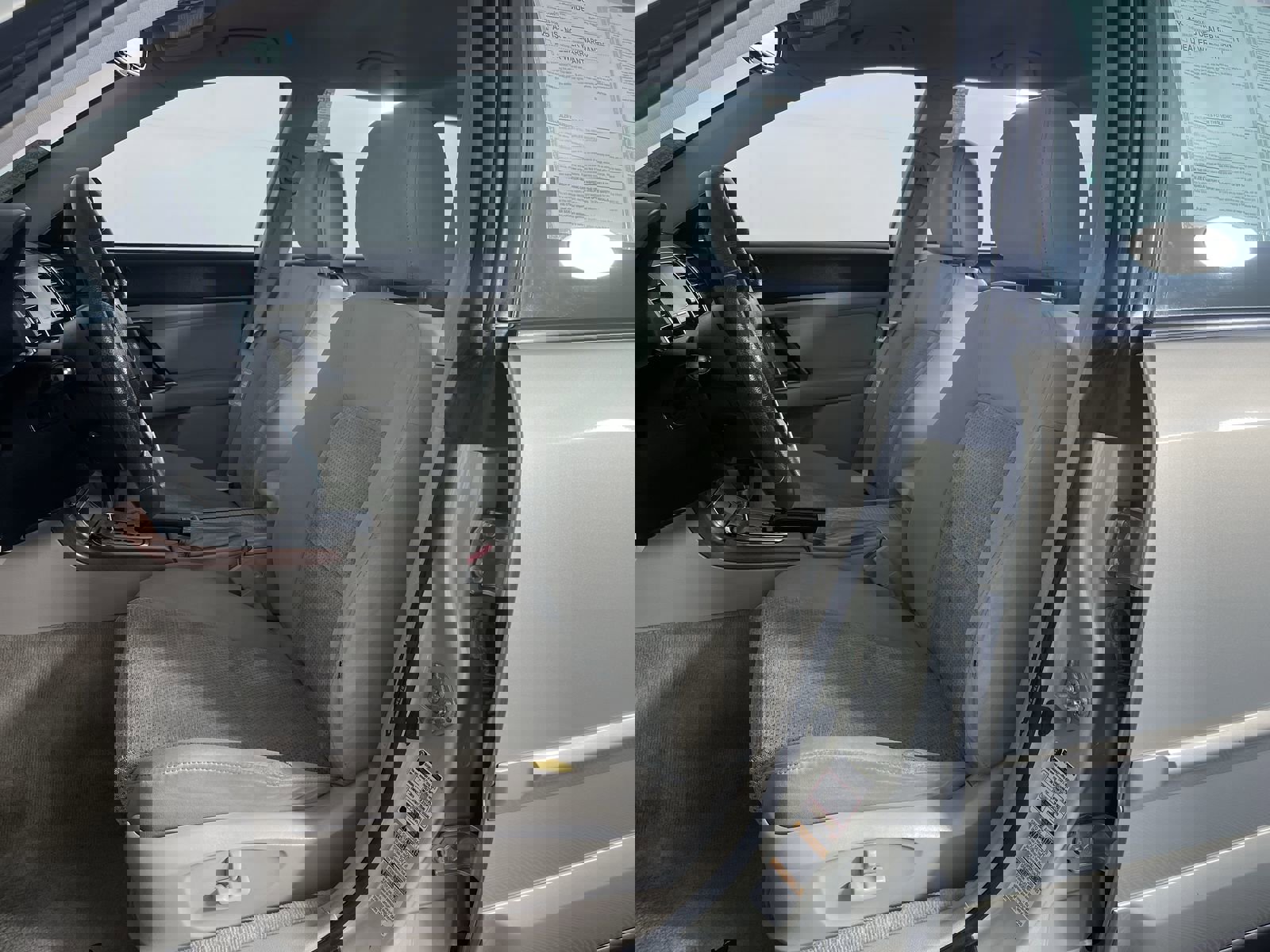 Used 2005 Subaru Outback 2.5i image 14