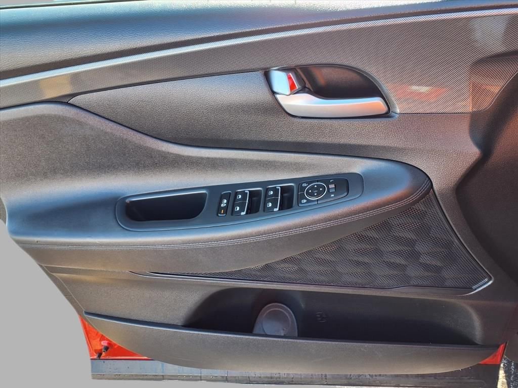 Used 2023 Hyundai Santa Fe SEL image 16