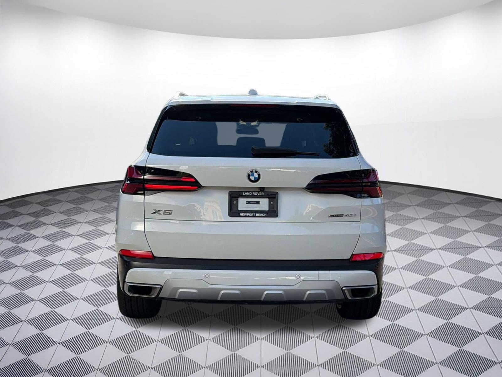 Used 2024 BMW X5 sDrive40i w/ Parking Assistance Package RWD image 10