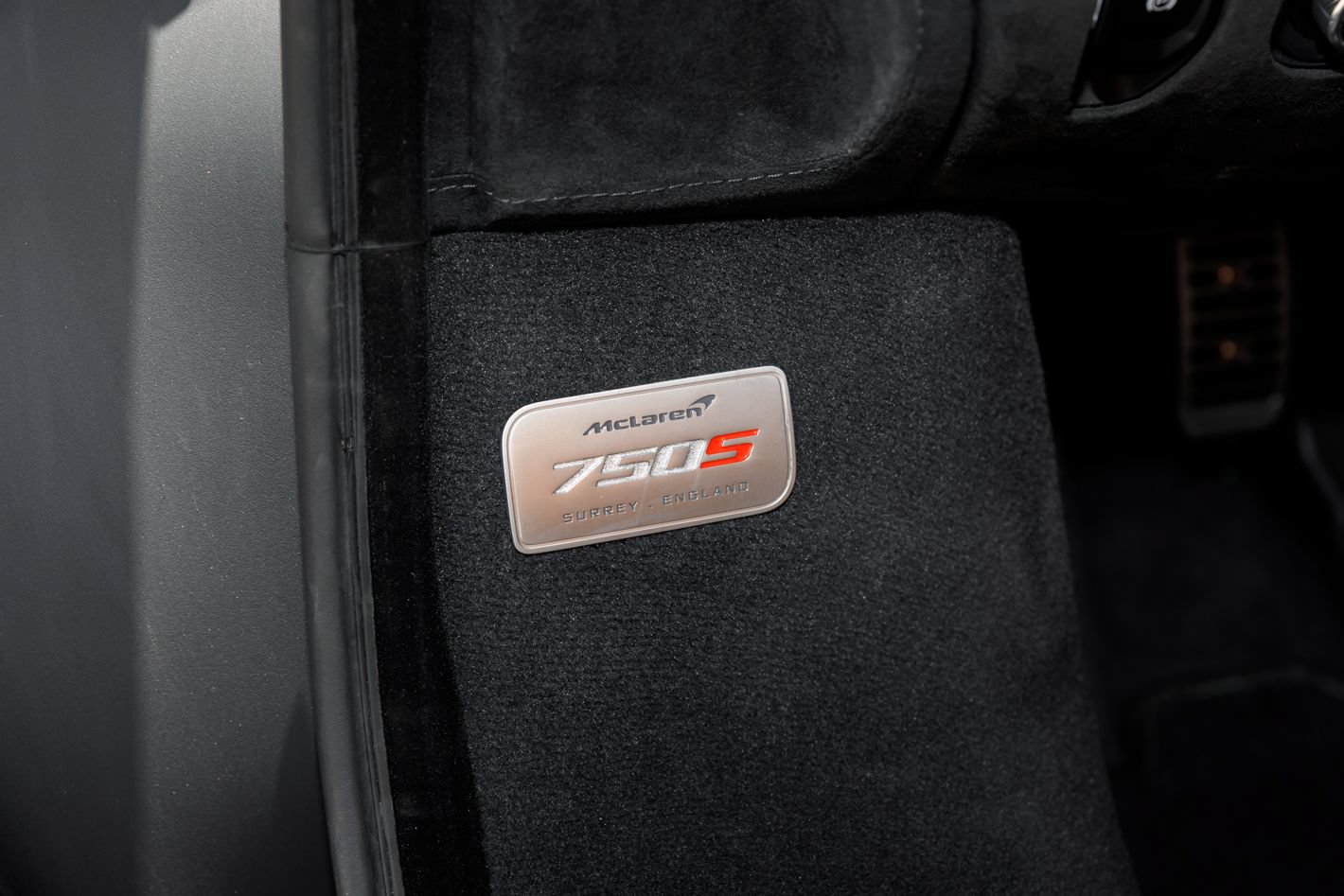 Used 2025 McLaren 750S RWD image 54