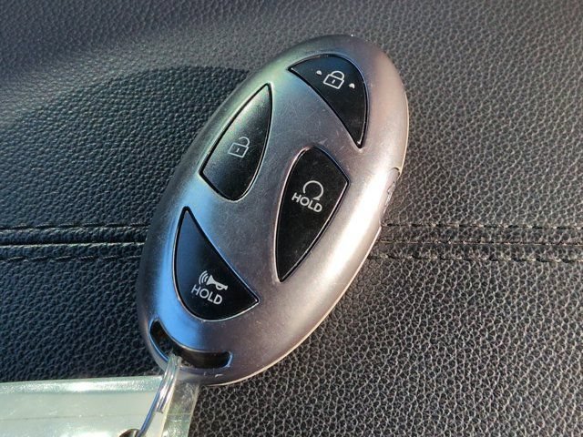 Used 2025 Hyundai Santa Cruz SEL FWD image 28