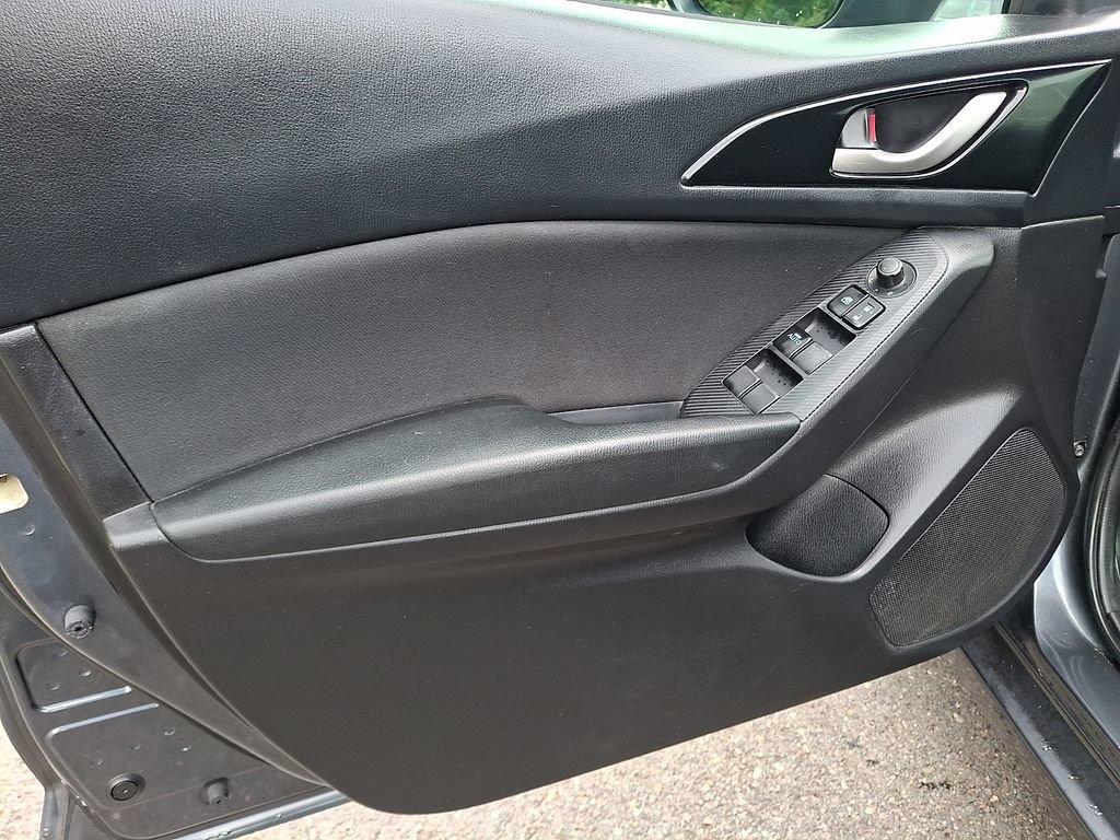 Used 2015 MAZDA MAZDA3 i Sport FWD image 14