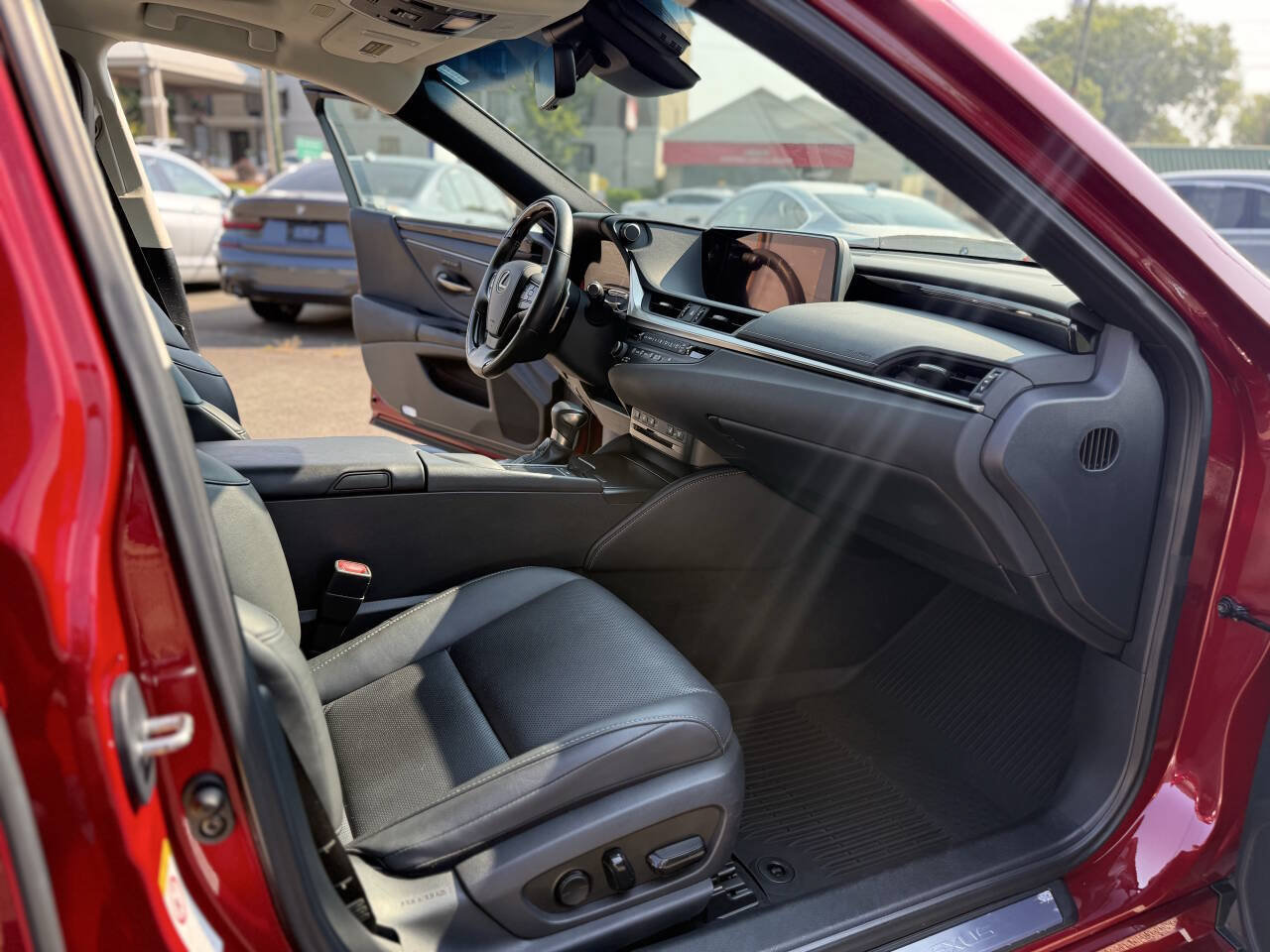 Used 2019 Lexus ES 350 w/ Premium Package FWD image 21