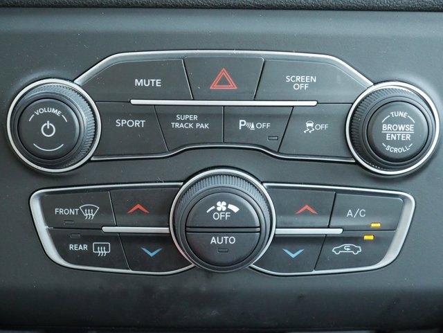 Used 2021 Dodge Charger SXT w/ Blacktop Package image 18