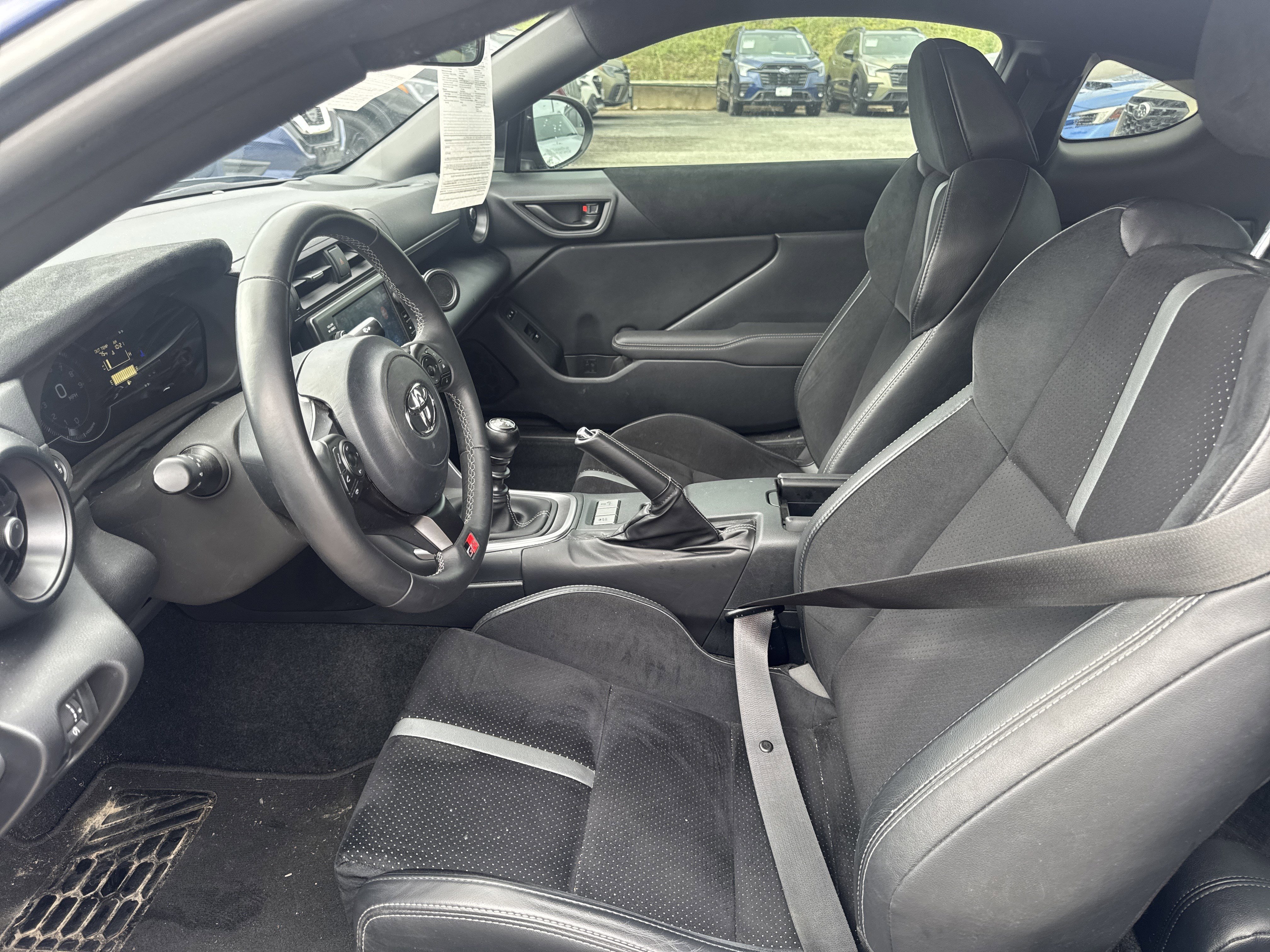 Used 2025 Toyota GR86 Premium RWD image 17