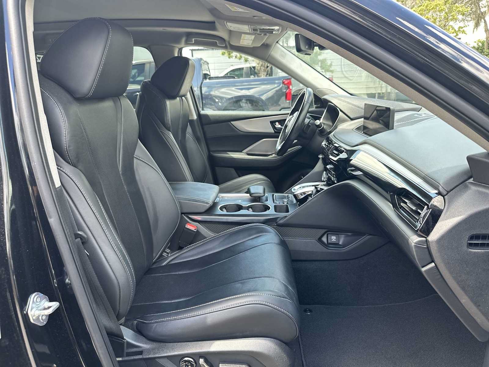 Used 2023 Acura MDX w/ Technology Package FWD image 19
