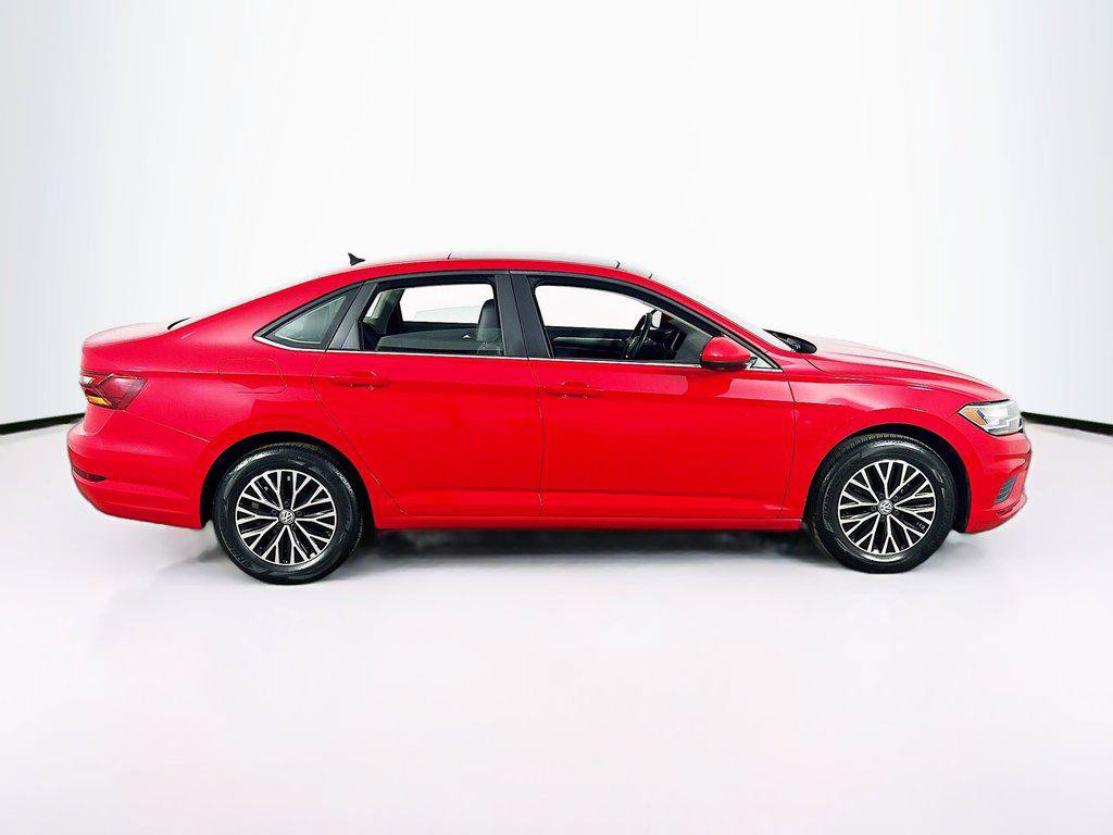 Used 2019 Volkswagen Jetta SE FWD image 4