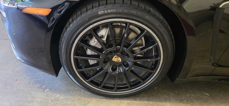 Used 2016 Porsche Panamera 4 AWD/4WD image 10