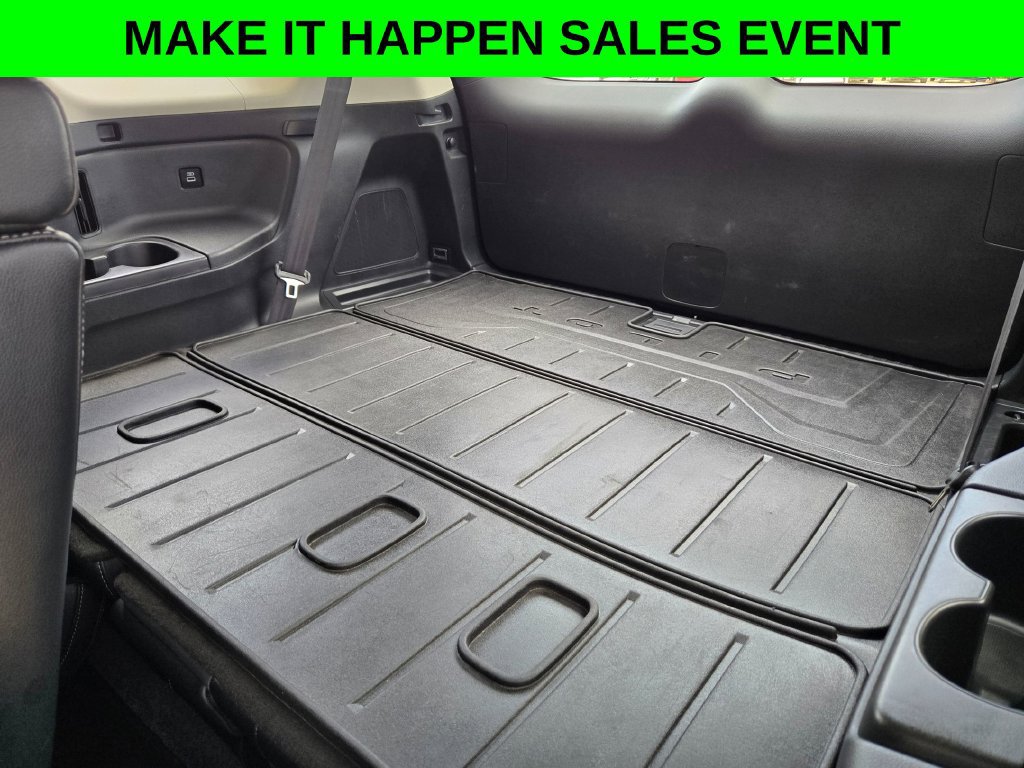 Used 2023 Honda Pilot Touring image 16