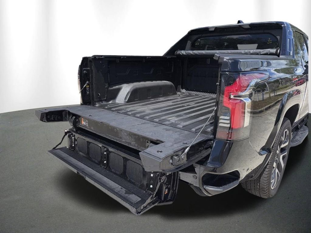 Used 2024 Chevrolet Silverado EV RST AWD/4WD image 16