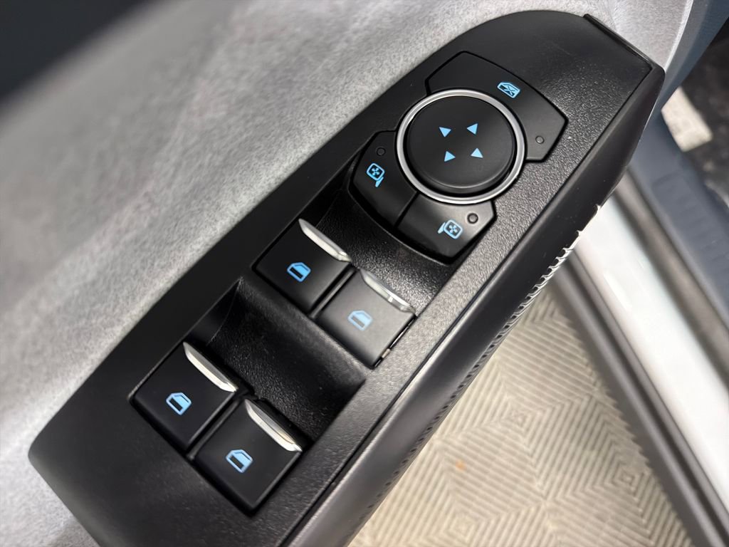 New 2026 Ford Maverick XLT image 16