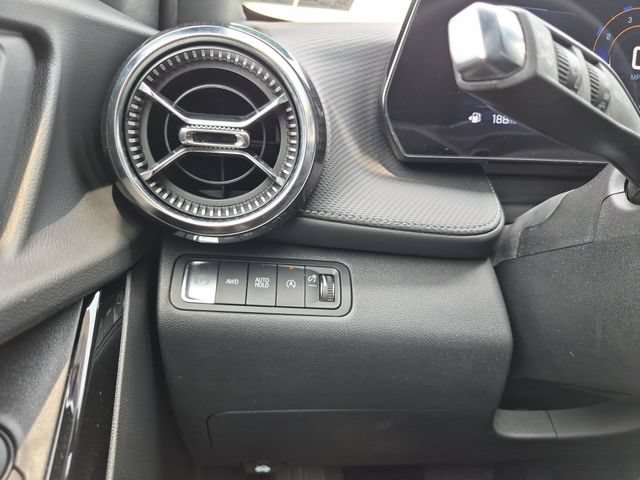 Used 2025 Chevrolet Equinox LT w/ Safety and Technology Package AWD/4WD image 20