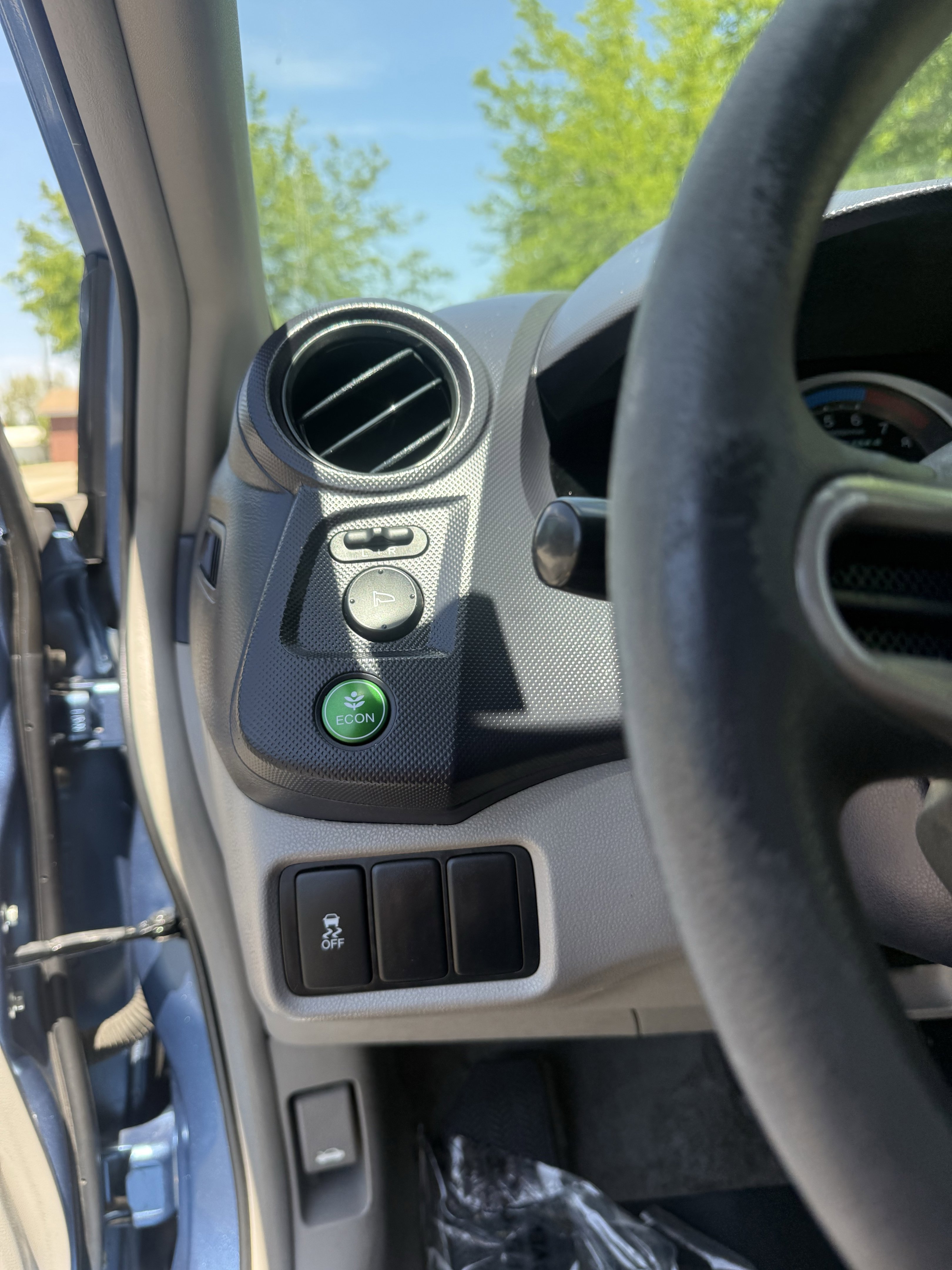 Used 2010 Honda Insight EX image 17