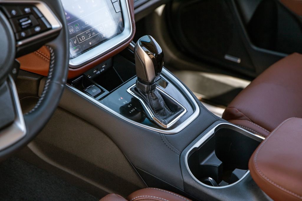 Used 2022 Subaru Outback Touring XT w/ Popular Package #2 image 14