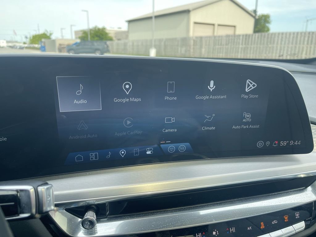 Certified 2024 Cadillac Lyriq Luxury AWD/4WD image 15