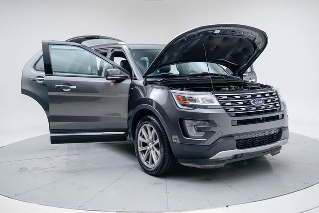 Used 2017 Ford Explorer Limited w/ Equipment Group 301A image 15