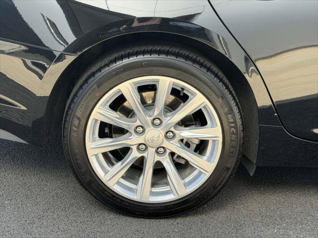 Used 2024 Cadillac CT5 Luxury w/ Cold Weather Package AWD/4WD image 8