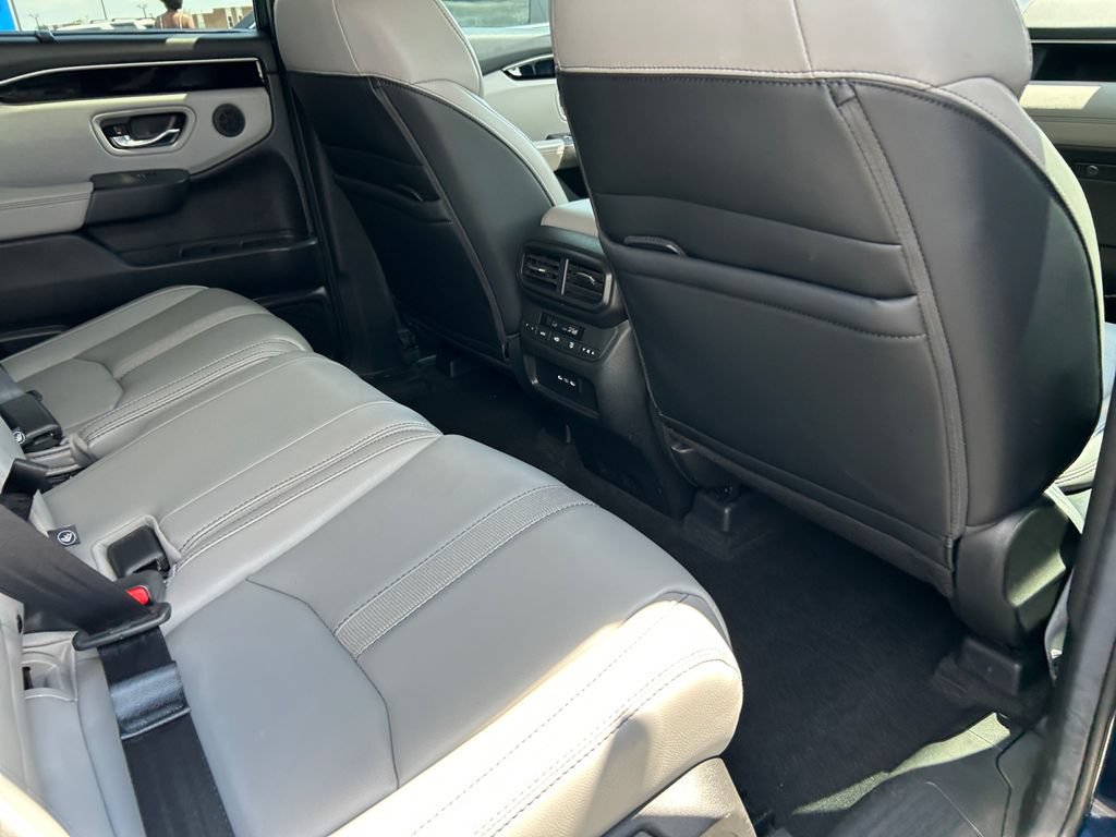 Certified 2025 Honda Pilot Touring image 34