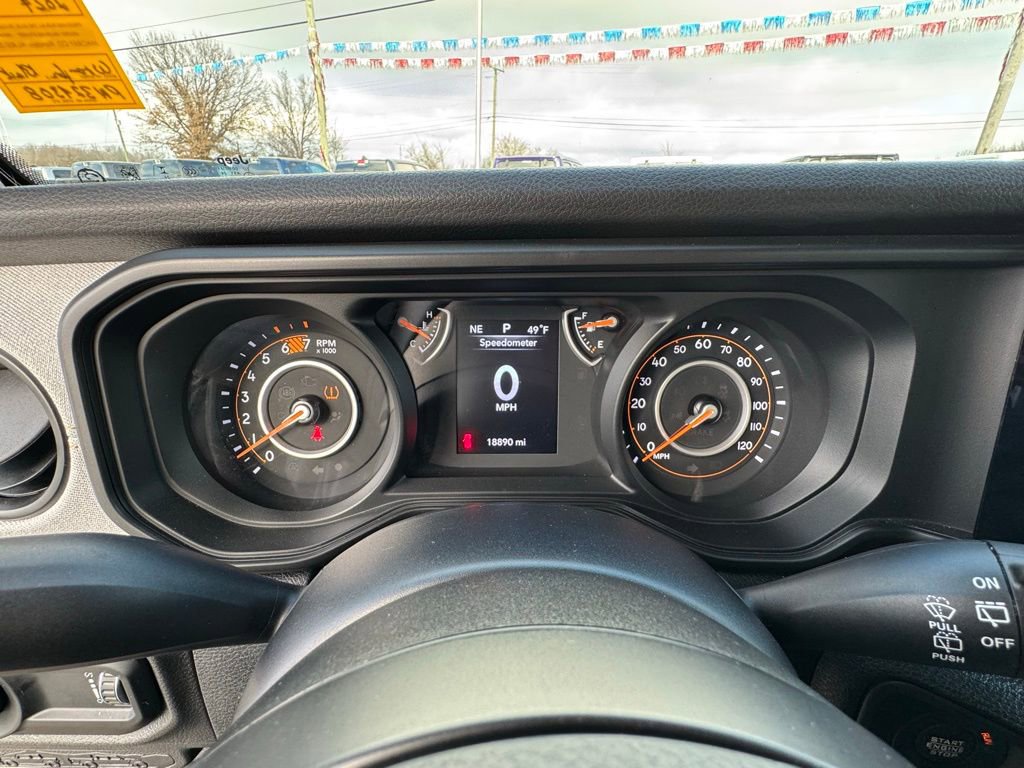 Used 2024 Jeep Wrangler Willys image 23