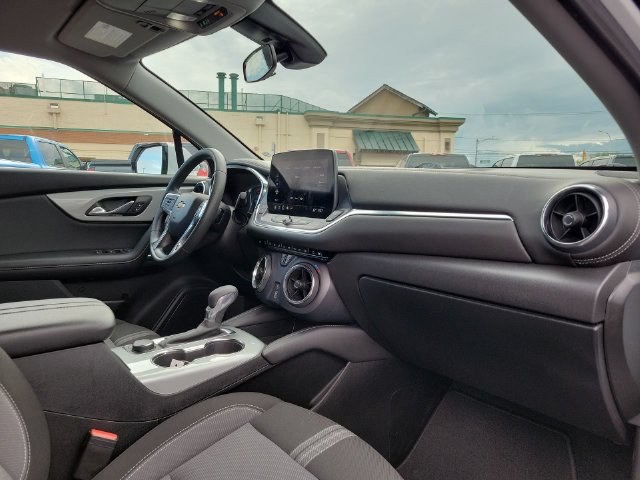 Certified 2025 Chevrolet Blazer LT FWD image 33