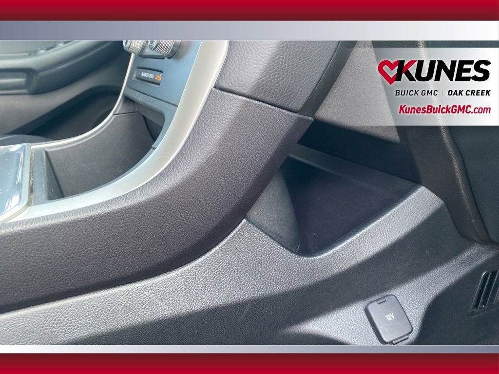 Used 2024 Ford Edge SEL image 35