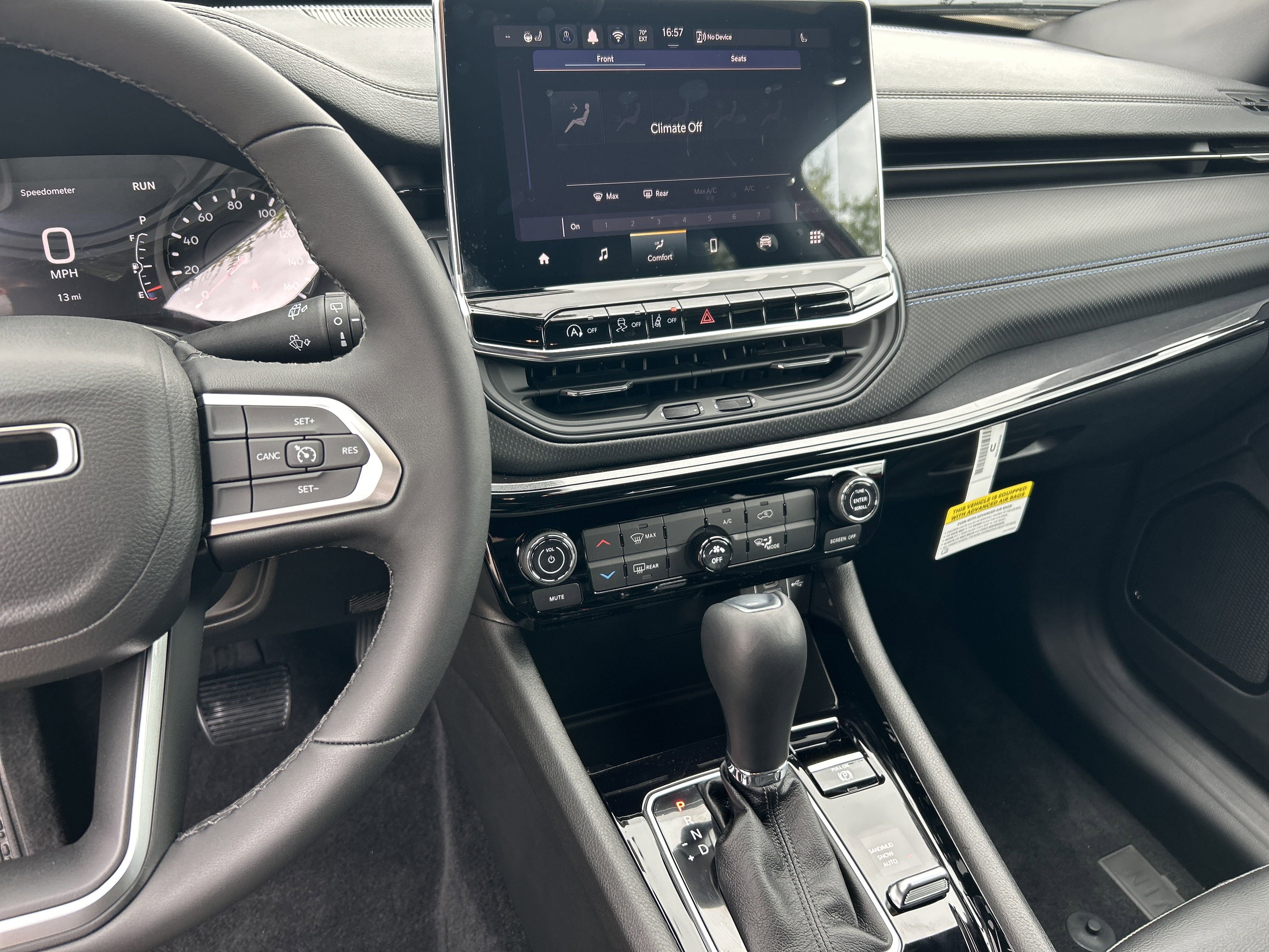 New 2025 Jeep Compass Latitude w/ Altitude Special Edition image 27