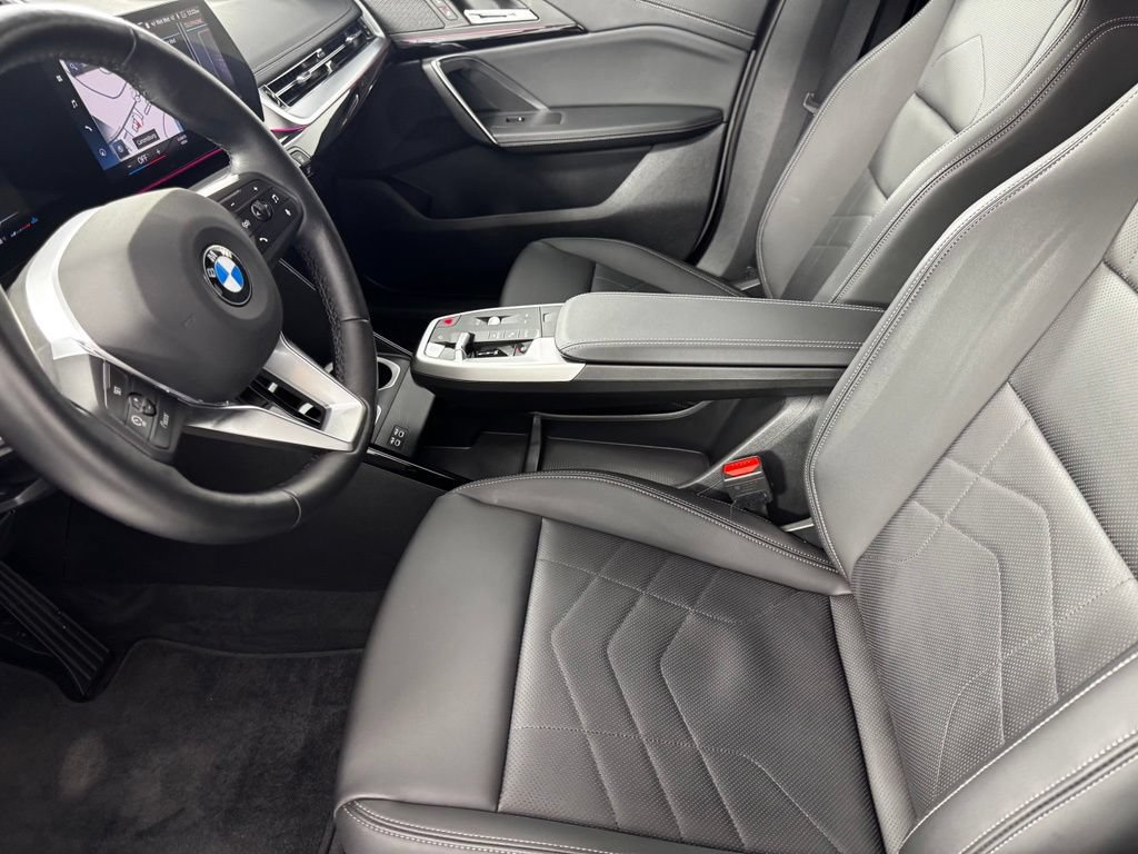 Used 2023 BMW X1 xDrive28i w/ Convenience Package AWD/4WD image 13