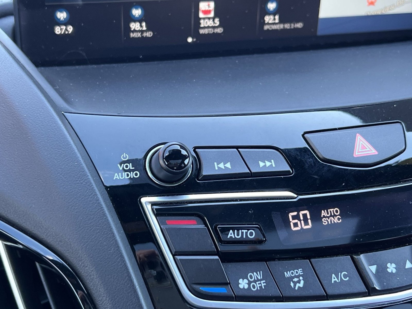 Used 2023 Acura RDX A-Spec image 19