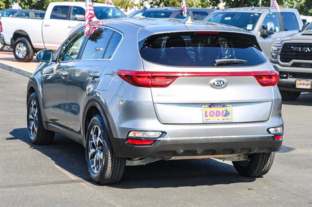 Used 2020 Kia Sportage LX image 2