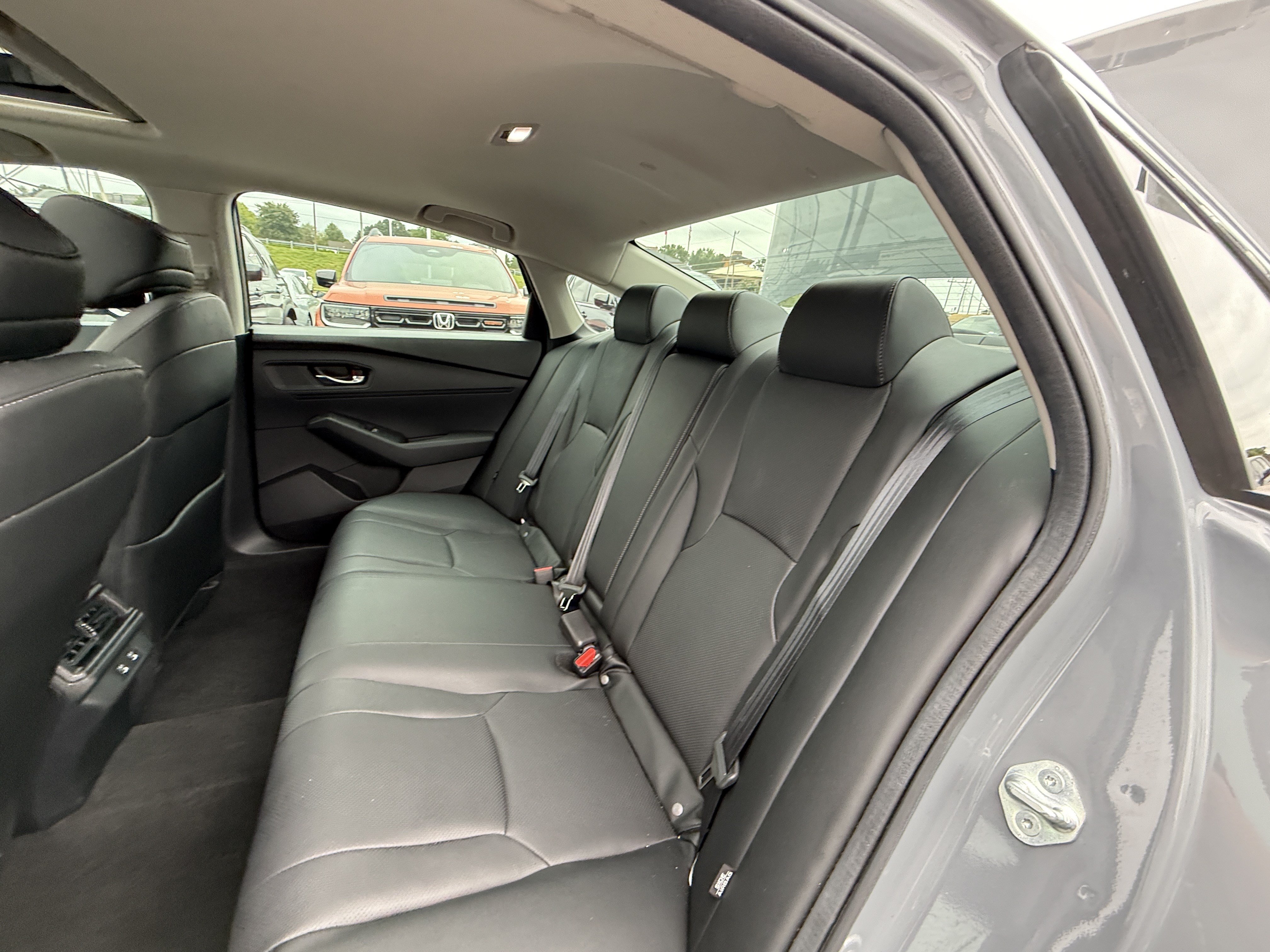 Used 2023 Honda Accord EX-L image 31