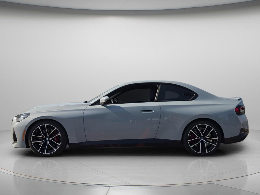 Used 2024 BMW 230i Coupe w/ Premium Package RWD image 3