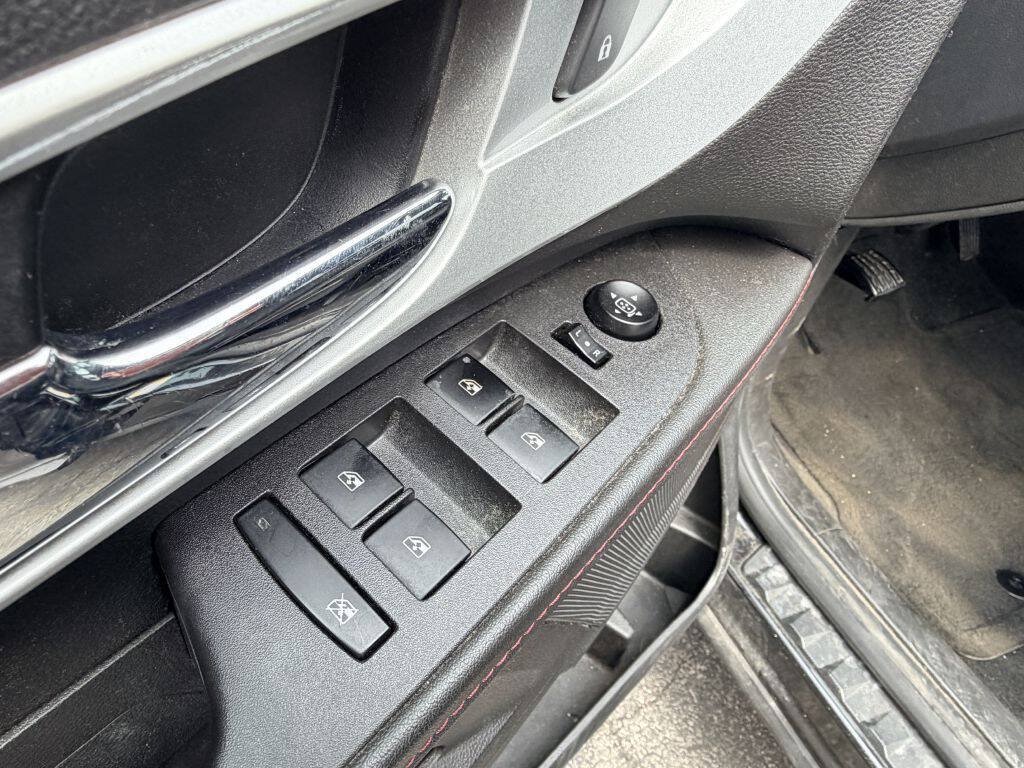 Used 2013 Chevrolet Equinox LT w/ Driver Convenience Package FWD image 8