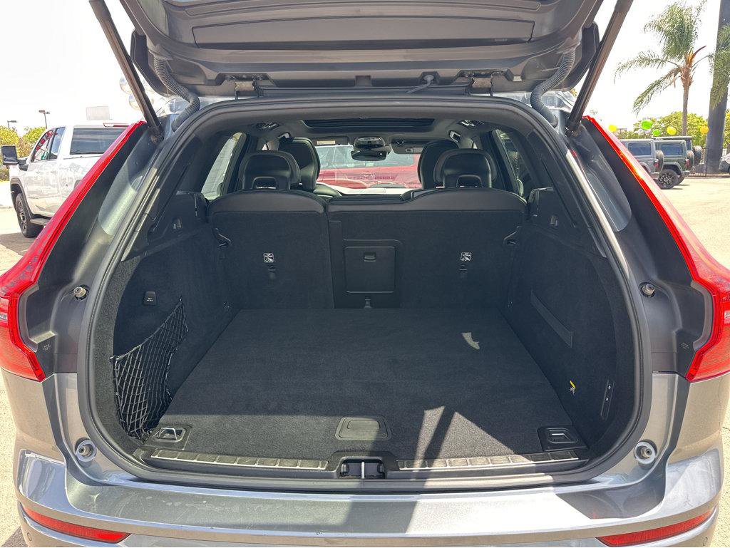 Used 2019 Volvo XC60 T8 R-Design w/ Advanced Package AWD/4WD image 36
