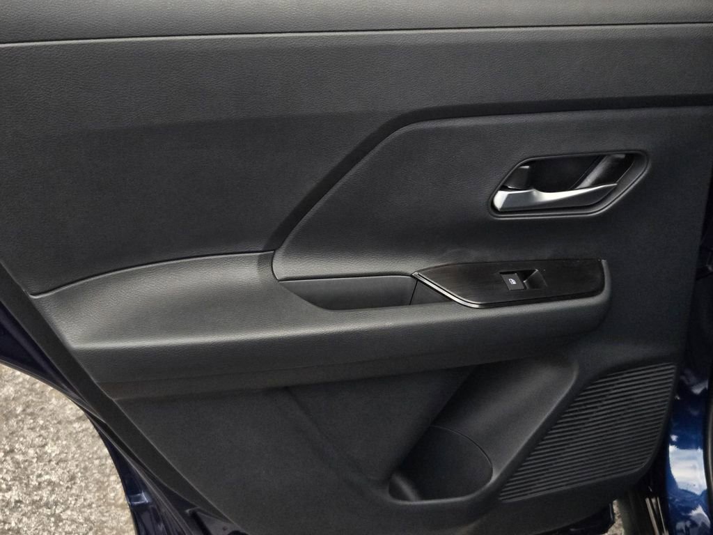 New 2026 Nissan Kicks SV image 10