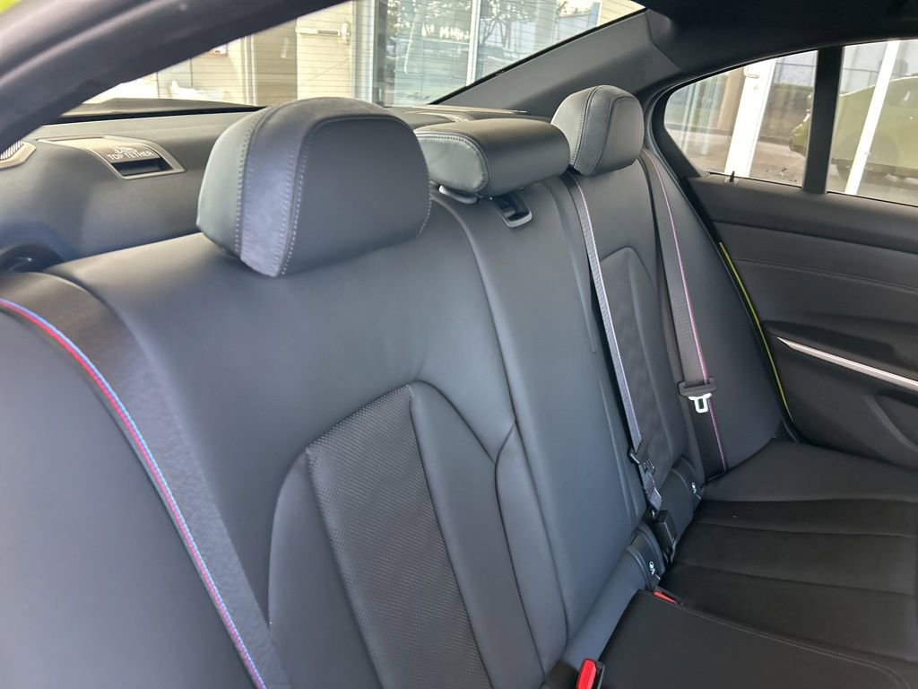 Used 2025 BMW M3 Sedan image 31