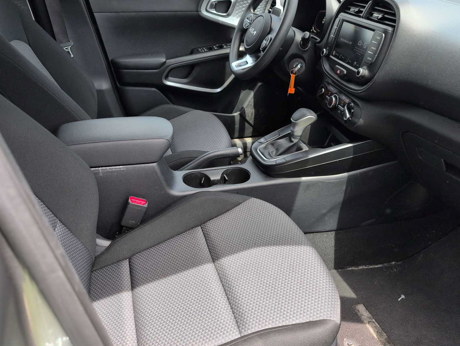 Used 2024 Kia Soul LX w/ Option Group 015 FWD image 20