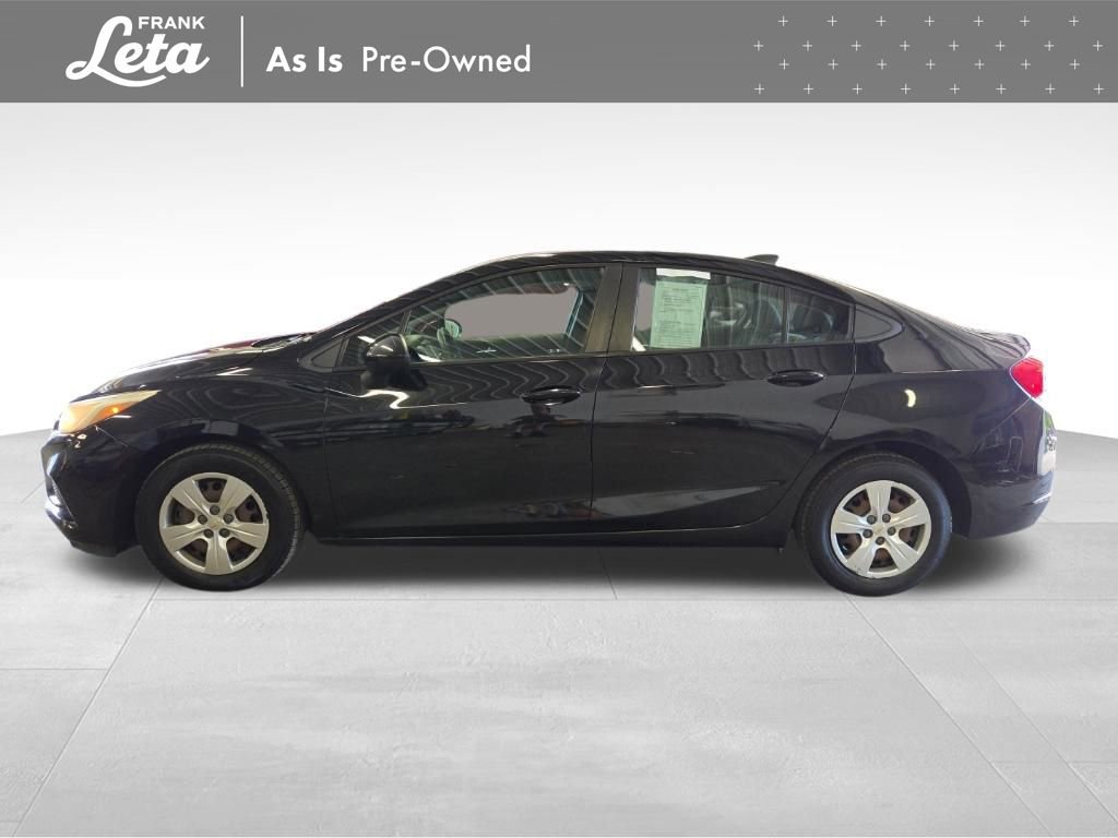 Used 2018 Chevrolet Cruze LS FWD image 3