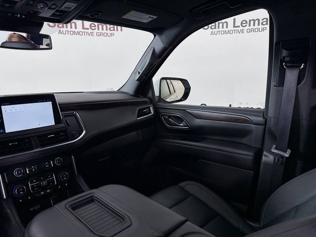 Used 2024 Chevrolet Suburban Z71 w/ Luxury Package image 26