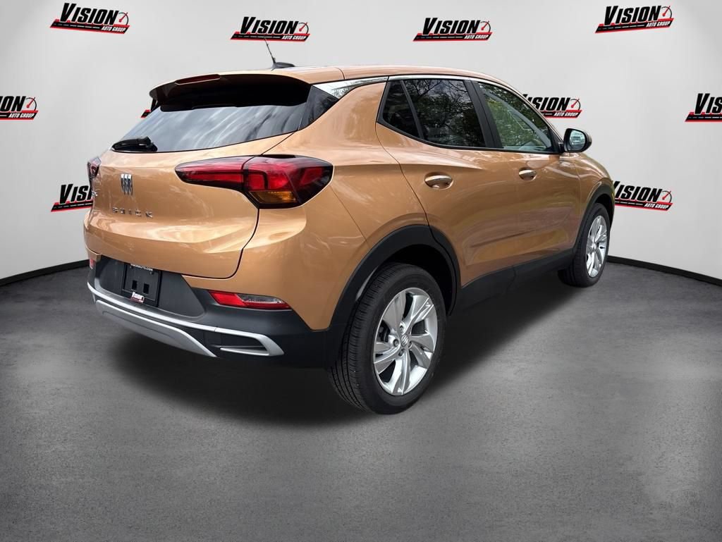 Used 2024 Buick Encore GX Preferred w/ Comfort Package FWD image 5