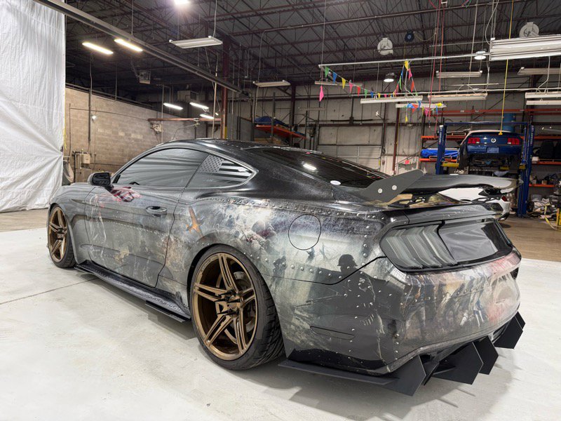 Used 2015 Ford Mustang GT w/ GT Performance Package image 9