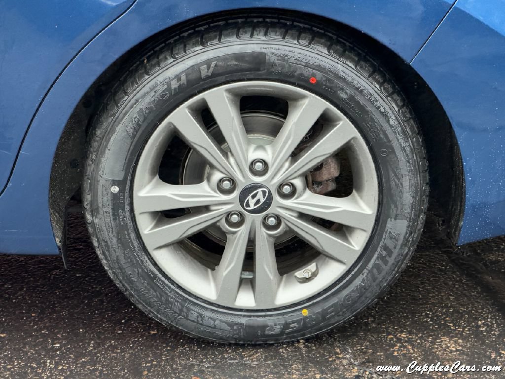 Used 2018 Hyundai Elantra SEL FWD image 34