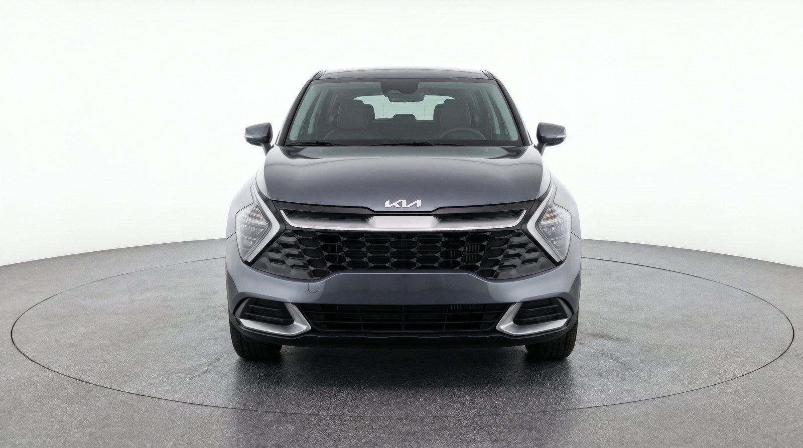 Used 2025 Kia Sportage LX FWD image 2