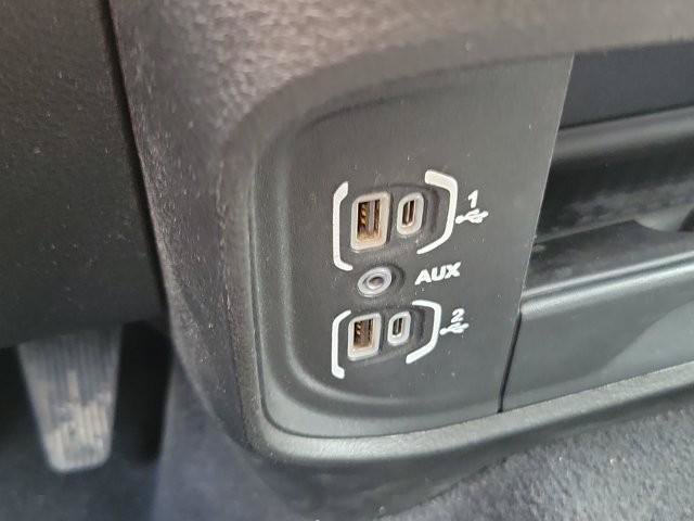 Used 2024 RAM 3500 Big Horn AWD/4WD image 34